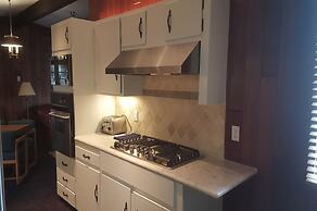 St. Moritz Lodge & Condominiums