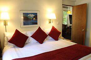 St. Moritz Lodge & Condominiums