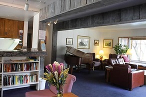 St. Moritz Lodge & Condominiums