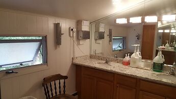 St. Moritz Lodge & Condominiums