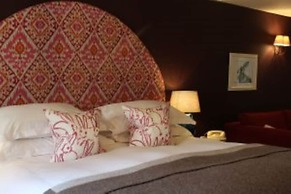 Hare And Hounds Hotel