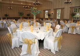 Hare And Hounds Hotel