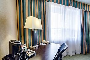 Sawridge Inn & Conference Centre Edmonton South