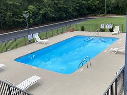 Quality Inn Clinton - Laurens I-26