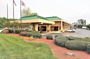 Howard Johnson by Wyndham Greensboro Near the Coliseum