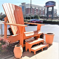 Howard Johnson by Wyndham Greensboro Near the Coliseum