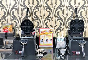 Howard Johnson by Wyndham Greensboro Near the Coliseum