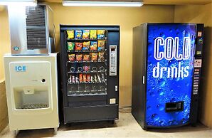 Howard Johnson by Wyndham Greensboro Near the Coliseum