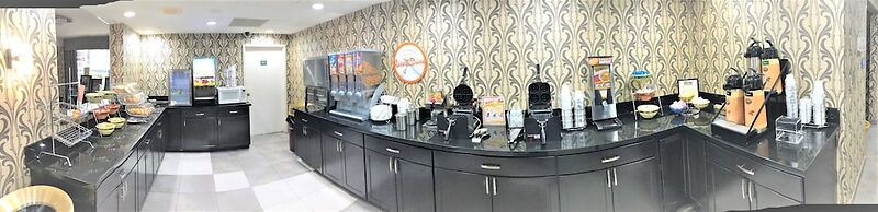 Howard Johnson by Wyndham Greensboro Near the Coliseum