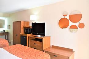 Howard Johnson by Wyndham Greensboro Near the Coliseum