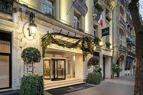 Renaissance Paris Nobel Tour Eiffel Hotel
