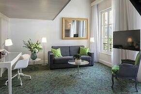 Renaissance Paris Nobel Tour Eiffel Hotel