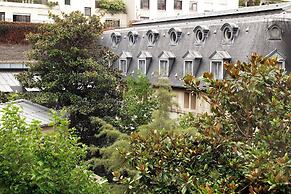 Renaissance Paris Nobel Tour Eiffel Hotel