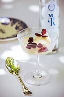 Renaissance Paris Nobel Tour Eiffel Hotel