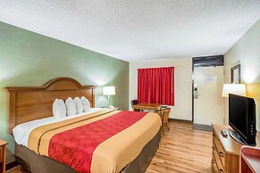 Econo Lodge Huntington - Barboursville University Area