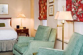 Mayflower Park Hotel