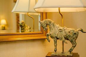 Mayflower Park Hotel