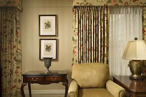 Mayflower Park Hotel