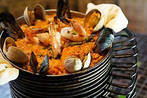 Mayflower Park Hotel