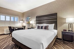 Best Western Plus Park Place Inn - Mini Suites