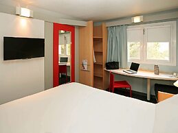 ibis Nimes Ouest