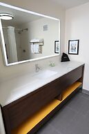 Holiday Inn Chicago North Shore by IHG