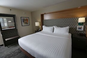 Holiday Inn Chicago North Shore by IHG