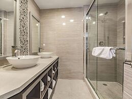 La Quinta Inn & Suites by Wyndham San Francisco Airport West