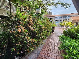 La Quinta Inn & Suites by Wyndham San Francisco Airport West