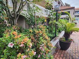 La Quinta Inn & Suites by Wyndham San Francisco Airport West