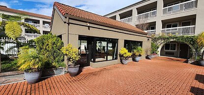 La Quinta Inn & Suites by Wyndham San Francisco Airport West