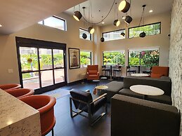 La Quinta Inn & Suites by Wyndham San Francisco Airport West