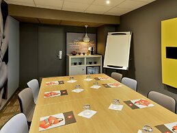 ibis Roanne