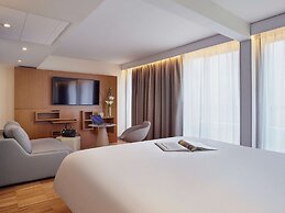 Mercure Paris Arc de Triomphe Etoile