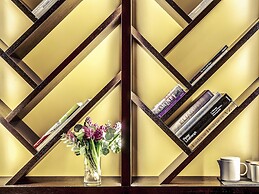 Mercure Paris Arc de Triomphe Etoile