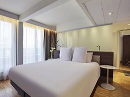 Mercure Paris Arc de Triomphe Etoile