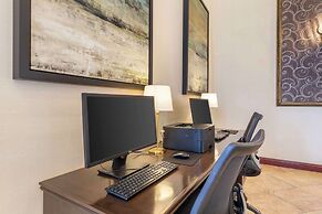 Best Western Plus West Covina Inn