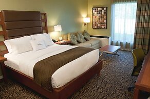 DoubleTree by Hilton Collinsville - St. Louis