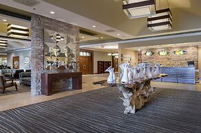 DoubleTree by Hilton Collinsville - St. Louis
