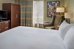 DoubleTree by Hilton Collinsville - St. Louis