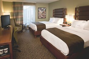 DoubleTree by Hilton Collinsville - St. Louis