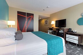 Howard Johnson Plaza by Wyndham by the Falls Niagara Falls