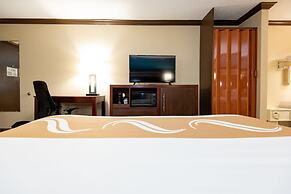 Quality Inn & Suites Quakertown - Allentown