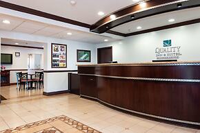 Quality Inn & Suites Quakertown - Allentown