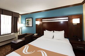 Quality Inn & Suites Quakertown - Allentown