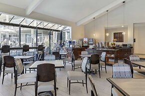 Best Western Plus Executive Inn