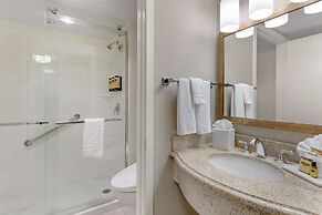 Best Western Plus Executive Inn
