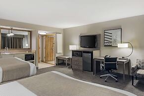 Best Western Plus Executive Inn