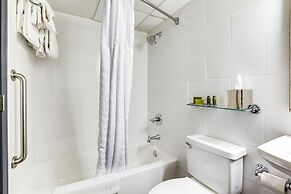 The Campbell House Lexington, Curio Collection by Hilton