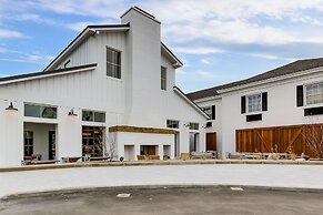 The Campbell House Lexington, Curio Collection by Hilton